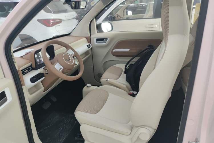 Used Wuling Hongguang MINIEV 2024 3rd Generation 215km Youth Edition