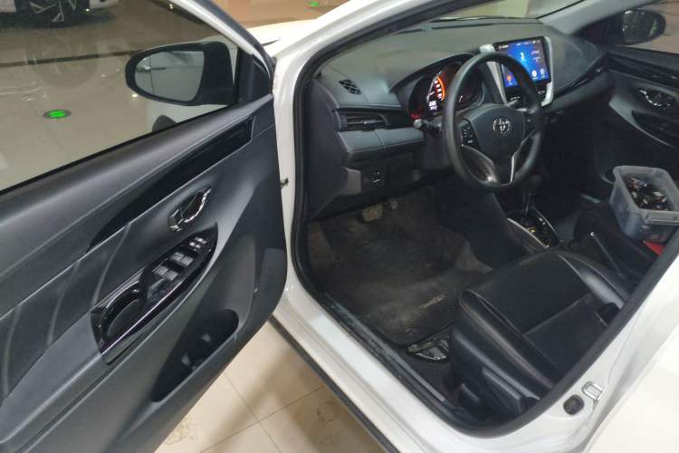 Used Toyota YARiS L Zhi Xuan 2022 X-Trail 1.5L CVT Luxury PLUS Edition