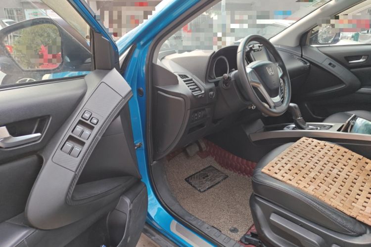 Used Luxgen U6 SUV 2015 1.8T Fashion Edition Driver Seat