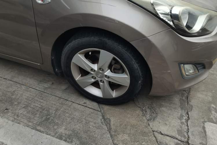 Used Hyundai Elantra (5th Generation / Langdong) 2012 1.6L Automatic Fashion Edition