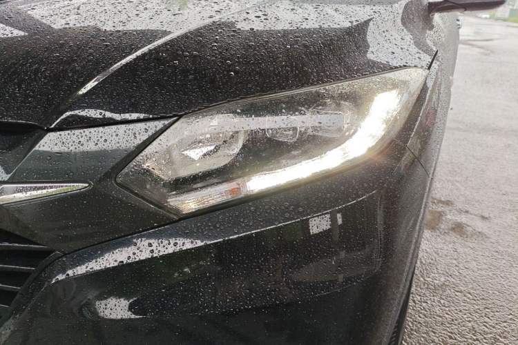 Used Honda Vezel 2017 1.8L CVT Front-Wheel Drive Pioneer Edition Left Front Headlight