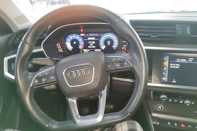 Used Audi Q3 2021 35 TFSI Fashion Dynamic Model