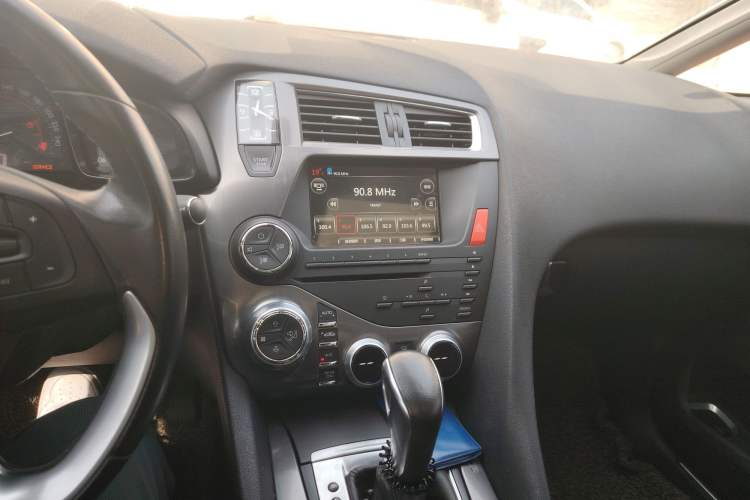 Used DS 5 2013 1.6T Luxury Edition THP160
