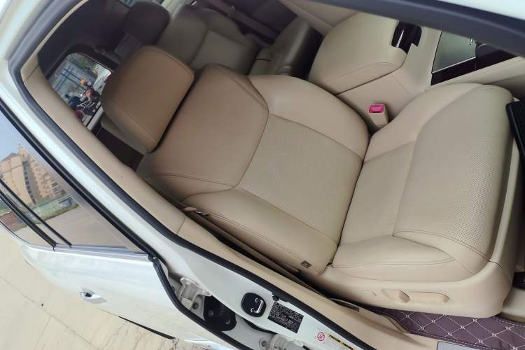 Used Lexus LX 2013 570