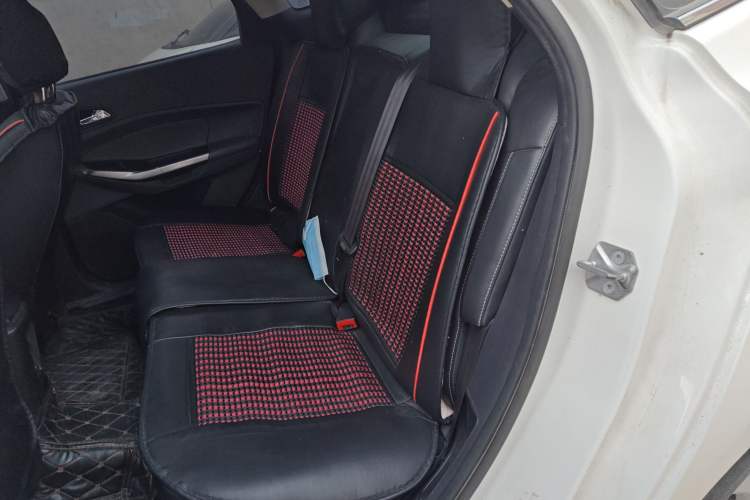 Used Ford Escort 2017 Happy Edition 1.5L Manual Fashion Model
