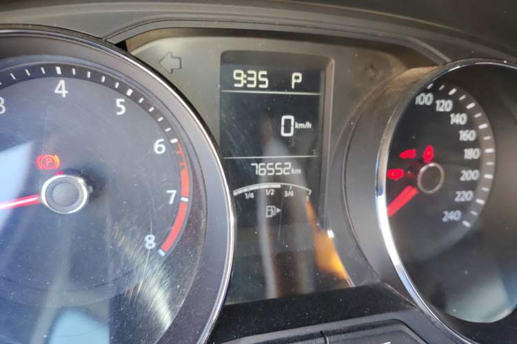 Used Volkswagen Lavida 2017 1.6L Automatic Comfort Edition
