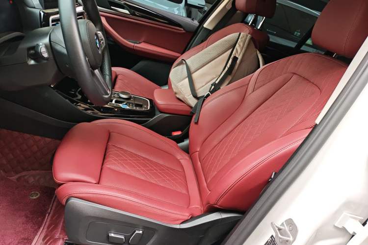 Used BMW iX3 2024 Leading Model