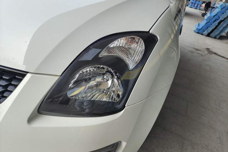 Used Suzuki Swift 2013 1.5L Manual Sport Edition Left Front Headlight