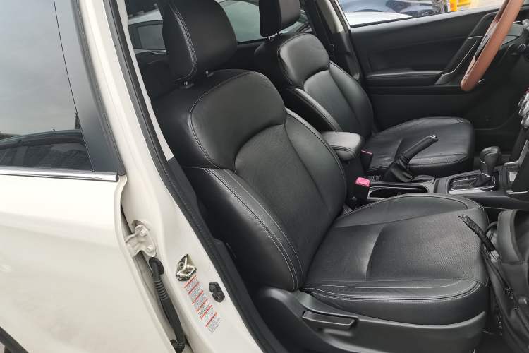 Used Subaru Forester 2016 2.0i Fashion Navigation Edition Right Front Seat