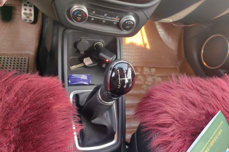 Used Haval H1 2016 Revised Version Blue Badge 1.5L Manual Luxury Edition
