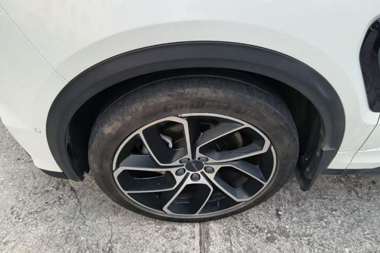 Used Lynk & Co 05 2020 2.0TD Two-Wheel Drive Shine Halo