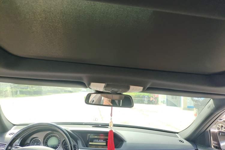 Used Mercedes-Benz E-Class 2011 E 260 L CGI Fashion Model