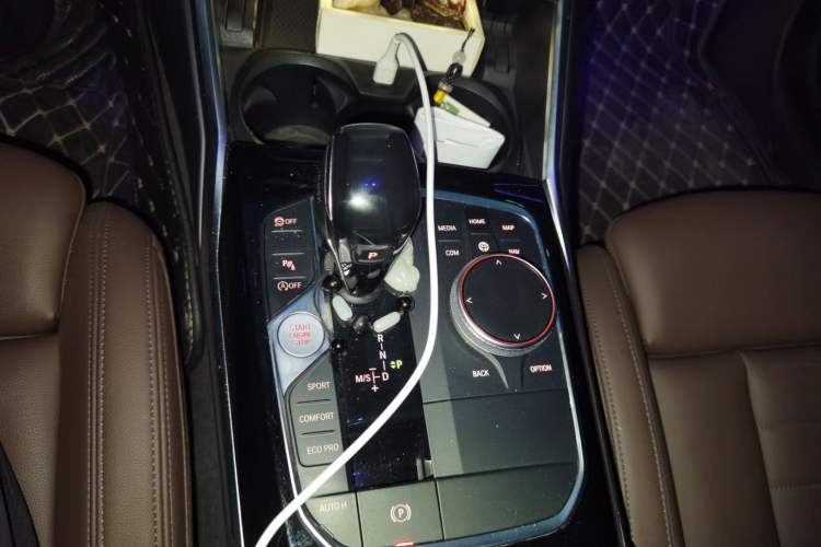 Used BMW 3 Series 2020 325Li First Edition Gear Lever