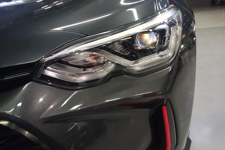 Used Chevrolet Orlando 2019 Redline 530T Automatic Enjoyment Version (5+2 Seating) China VI
