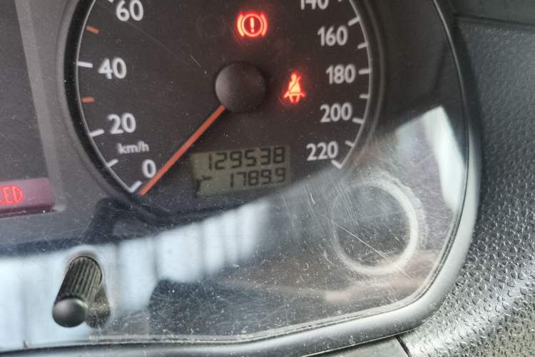 Used Volkswagen Polo 2009 Jingqing 1.4L Automatic Shushang Edition Odometer Close Up