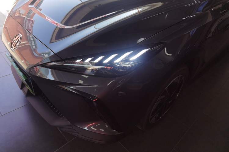 Used MG 4 EV 2023 415 km Range Sea-Faring Champion Edition