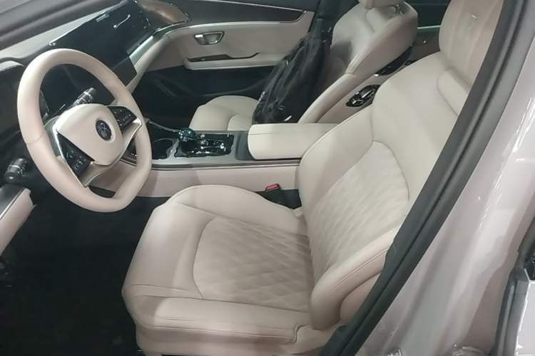 Used BYD Han 2025 DM-i 125KM LiDAR-Powered Intelligent Driving Model
