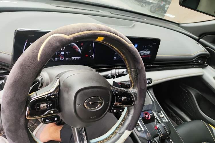 Used GAC Trumpchi EMPOW 2021 270T DCT J15 Version Center Console