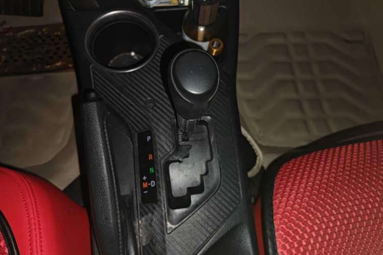 Used Toyota RAV4 2015 2.0L CVT Two-Wheel Drive Fashion Edition