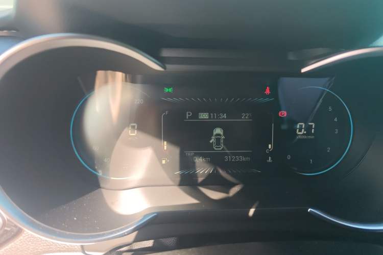 Used JETOUR X70M 2021 1.5T DCT Luxury Partner Model 7 Seats
