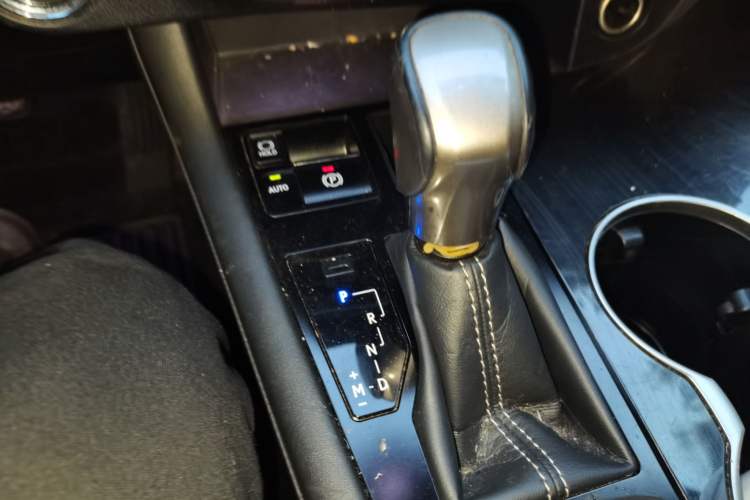 Used Lexus RX 2016 300 Two-Wheel Drive Elite Version China V Standard