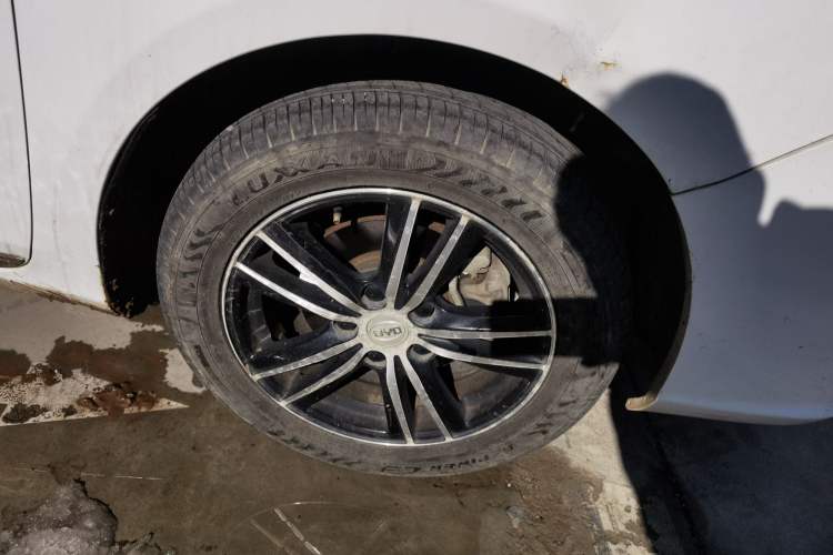 Used BYD Surui 2015 1.5L Manual Luxury Model
