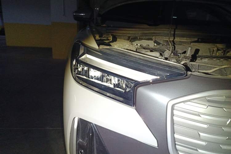 Used Audi Q4 e-tron 2023 40 e-tron Boundary Edition Right Front Headlight