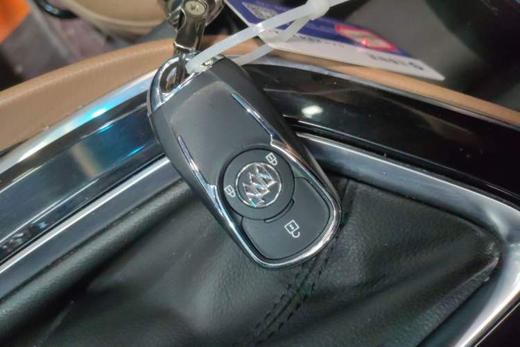 Used Buick GL6 2021 323T Mild Hybrid Connect Luxury Model Interior 1