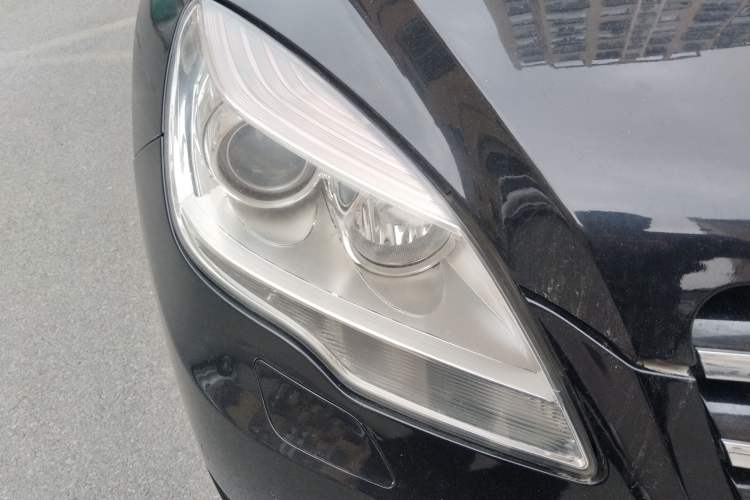 Used Mercedes-Benz R-Class 2011 R 350 L 4MATIC