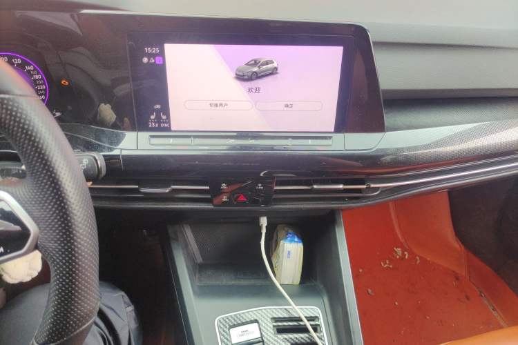 Used Volkswagen Golf 2021 280TSI DSG R-Line Audio And AC Panel