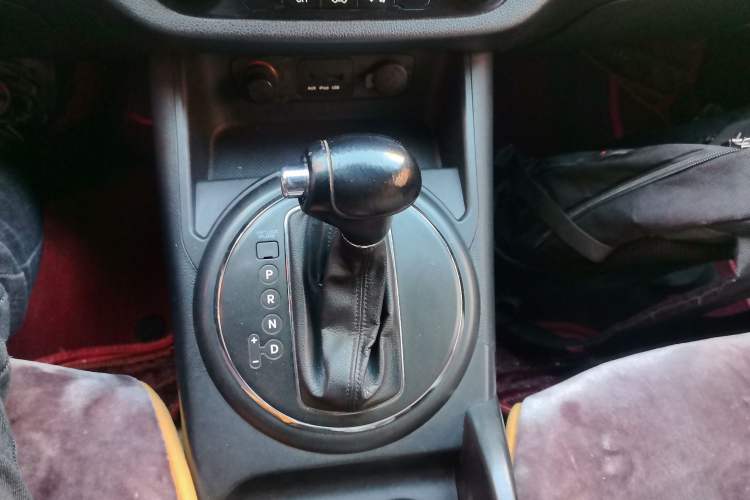 Used Kia Sportage R 2012 2.0L Automatic Two-Wheel Drive NAVI
