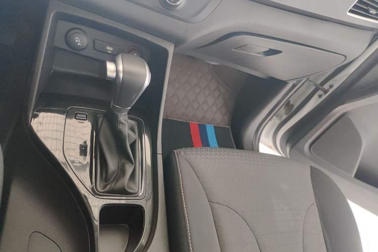 Used Baojun 730 2021 1.5T CVT Fashion Version 7 Seats