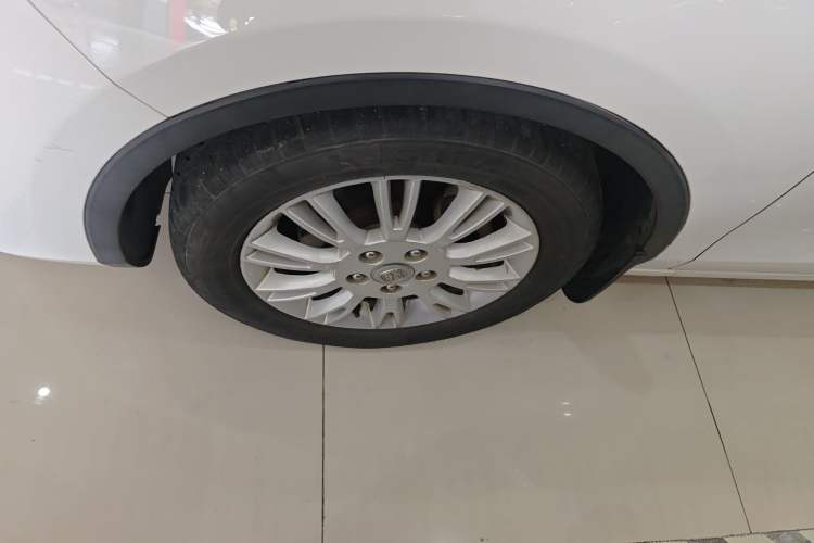 Used CHANGAN Eado 2013 1.6L Automatic Junku Model China IV Standard Left Front Wheel Hub