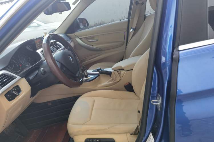 Used BMW 3 Series 2015 320Li Luxury Edition Fashion Model
