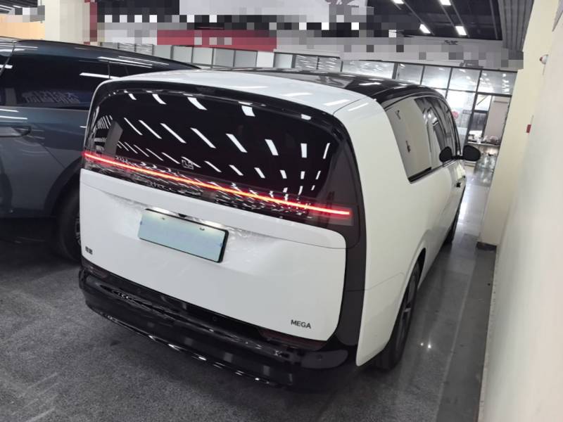Used Li Auto MEGA 2024 Ultra Model — 6