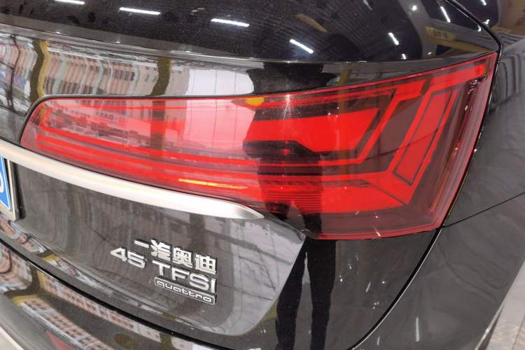 Used Audi Q5L 2022 Updated 45T Luxury Dynamic Version