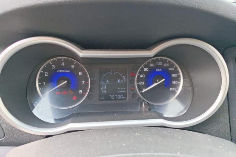 Used Dongfeng Aeolus AX3 2016 1.5L Manual Shangkue Model
