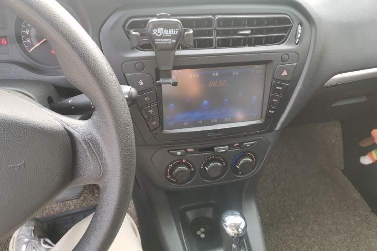 Used Peugeot 301 2014 1.6L Automatic Comfort Edition Audio And AC Panel