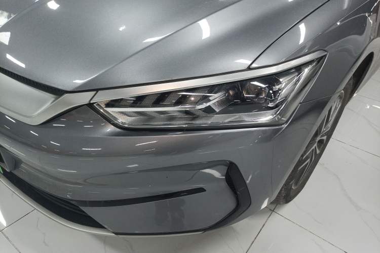 Used BYD Qin PLUS 2023 Champion Edition EV 420KM Leading Model