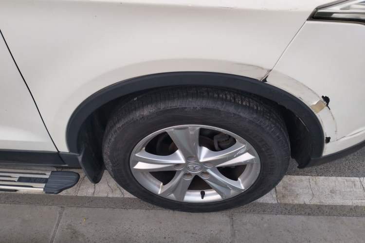 Used Bestune X80 2016 2.0L automatic Comfort trim level