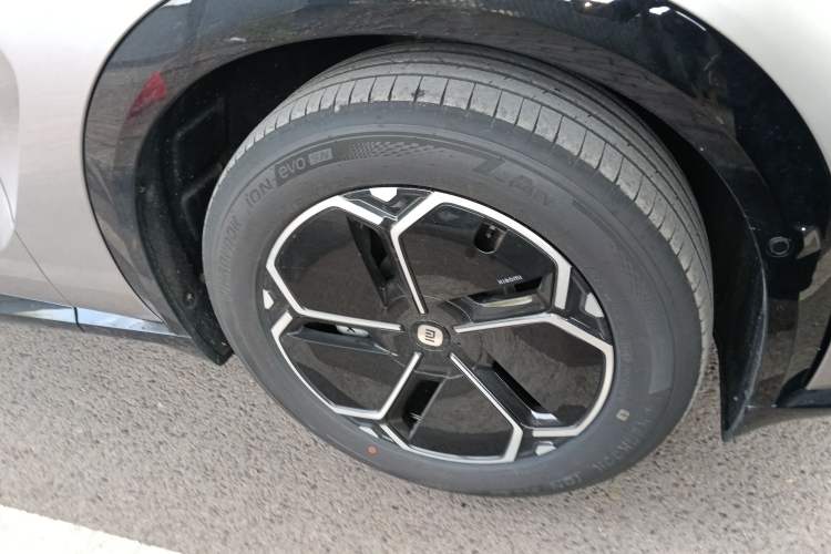 Used Xiaomi Auto YU7 2025 Ultra-Long Range Rear-Wheel Drive Version