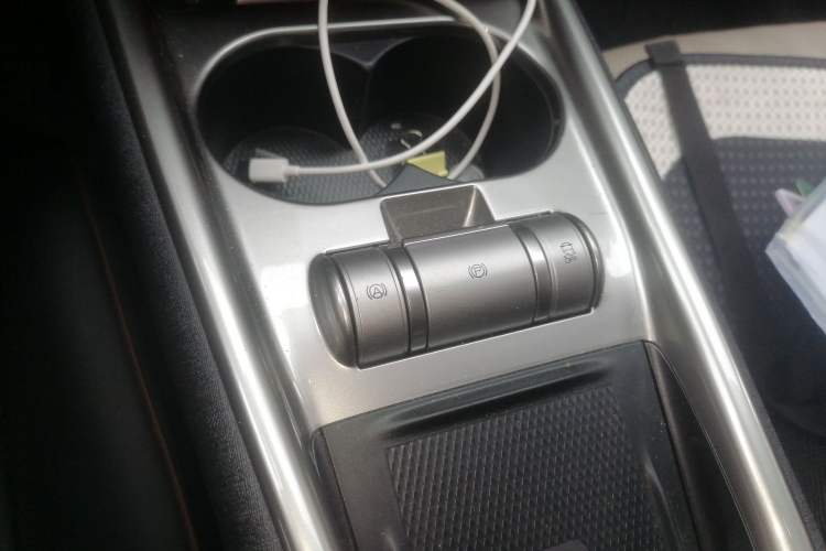 Used BYD Dolphin 2023 420 km Fashion Edition
