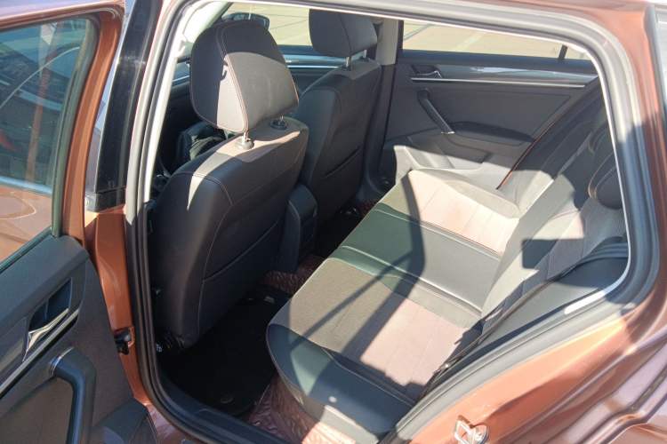 Used Volkswagen C-TREK 2018 1.5L Automatic Comfort Model