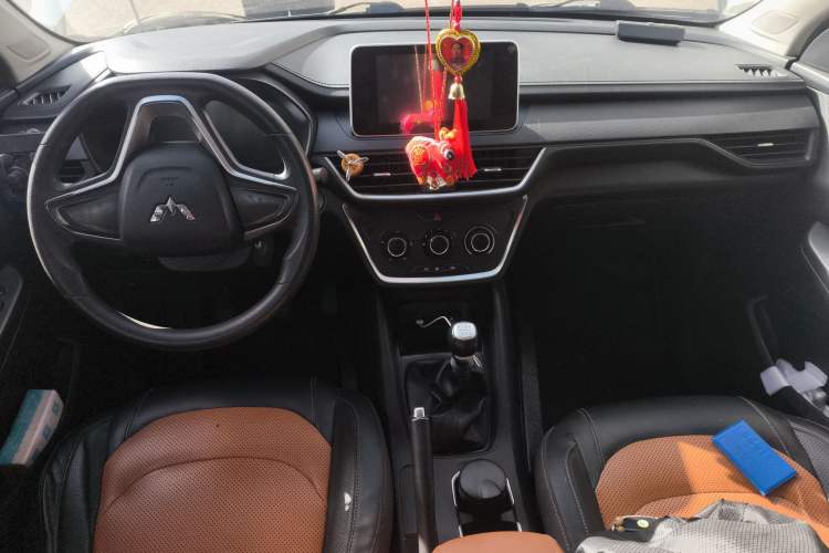 Used Wuling Hongguang S3 2018 1.5L Manual Comfort Model China V Standard