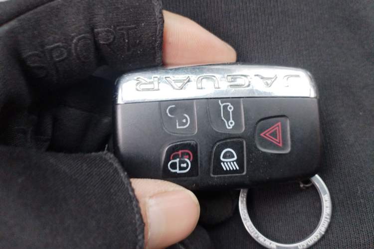 Used Jaguar XJ 2010 XJL 5.0 Panoramic Luxury Edition
