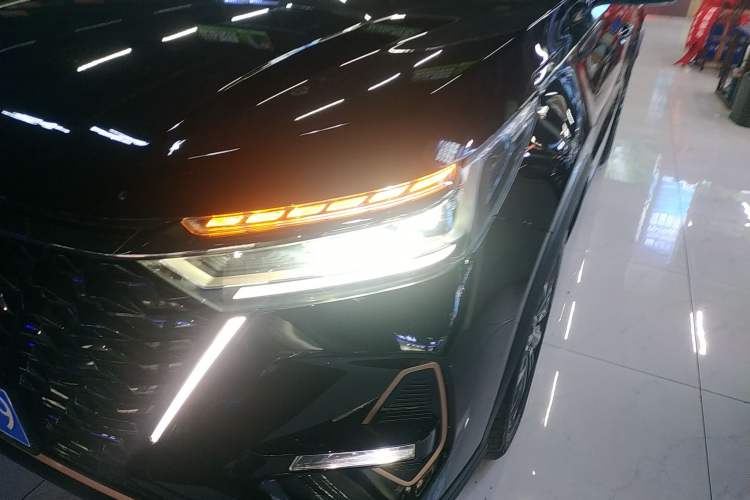 Used Chery Tiggo 8 PRO 2024 Champion Edition 390T Two-Wheel Drive Peak Version 7 Seats