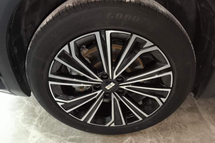 Used Geely Galaxy Galaxy Xingjian 7 EM-i 2025 120km Flagship Edition