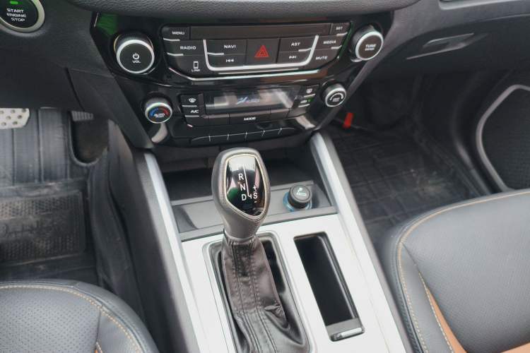 Used Geely Auto Vision X6 2016 1.3T CVT Luxury Model
