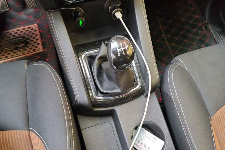 Used Bisu M3 2017 1.5L Elite Version Gear Lever