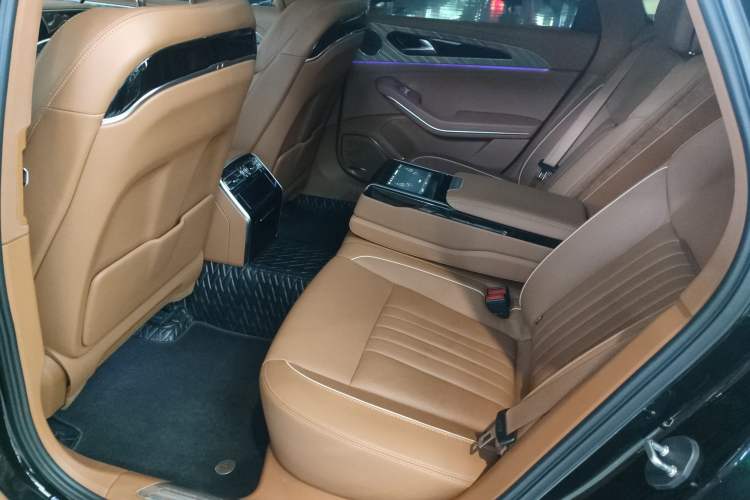 Used Hongqi H9 2023 2.0T Smart Connect Flagship Edition Left Rear Seat